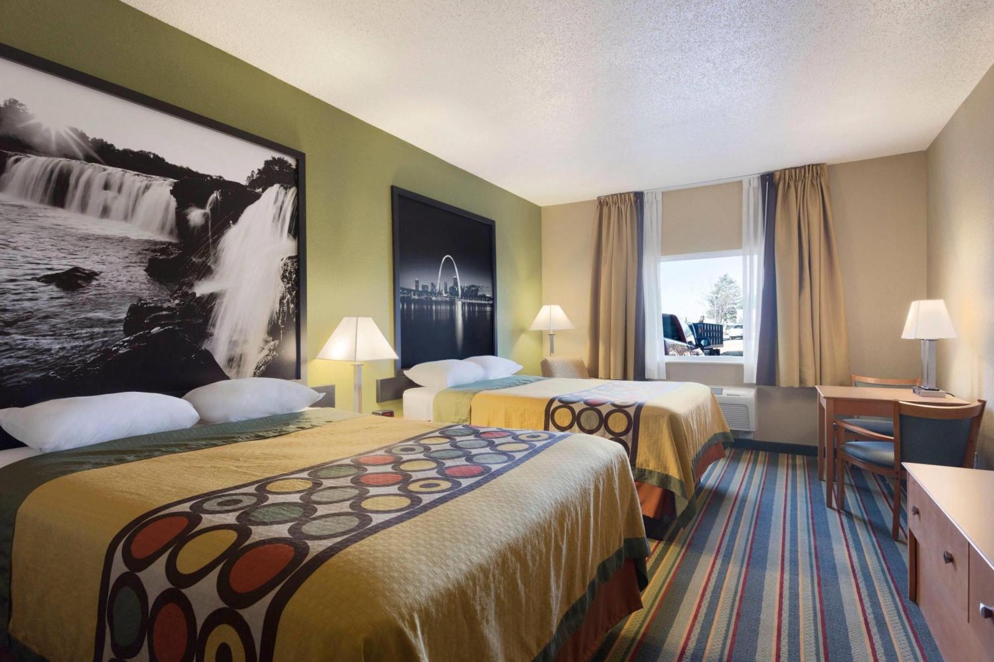 Super 8 By Wyndham Lees Summit Motel Lee's Summit Eksteriør bilde